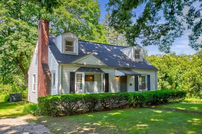 26 Shawsheen Rd
