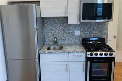 16 5th St #11 1