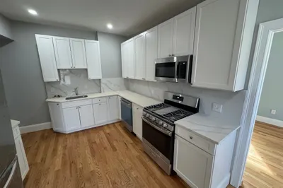 13 Spring St #1 1