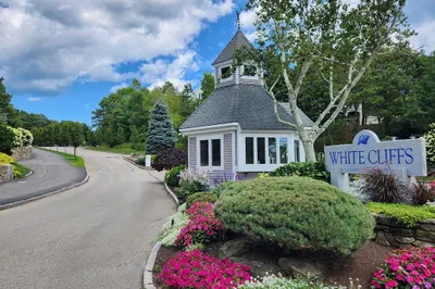 16 Westcliff Dr #16 1