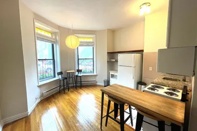 115 St. Botolph St #2