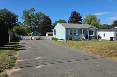 11 Brigham Rd 1
