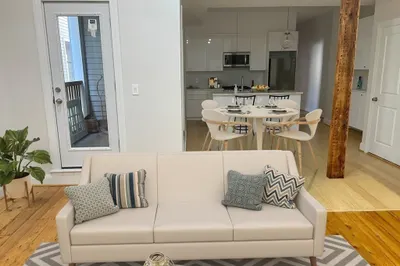258 W Broadway #Apt.4