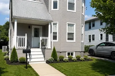 72 Freeman St 1