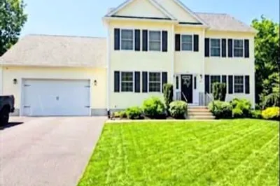 33 Ledgewood Cir 1