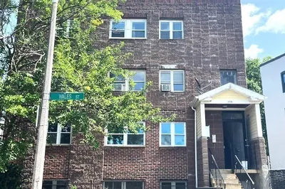 116 Wales St 1