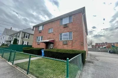 15 Clinton Street #5