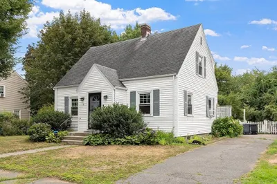 9 Pearl St Ext #1