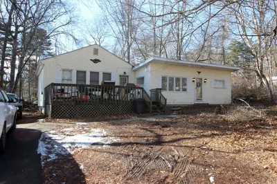 3 Carrie Street