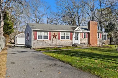 8 Bass River Road 1