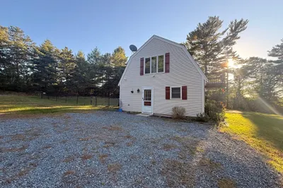 9 Great Pines Drive 1