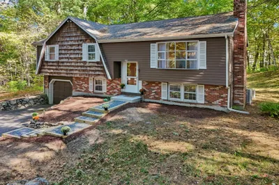 180 Hudson Rd 1