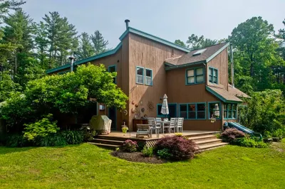 938 Roaring Brook Road