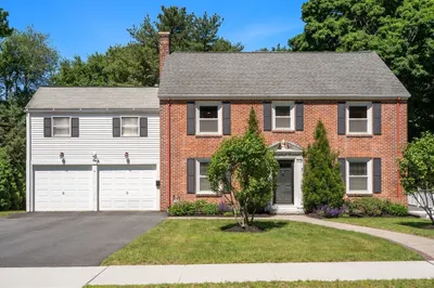 119 Newton Ave N Ave 1