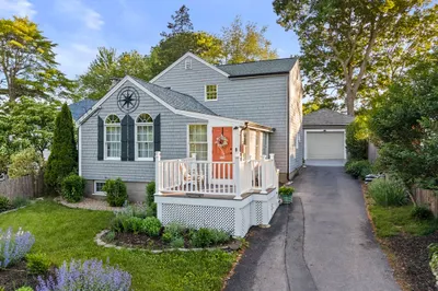 129 Greenvale Ave 1