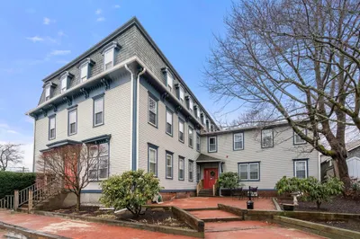12 Walnut Street #4 1