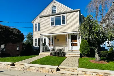 13 York Ave #13