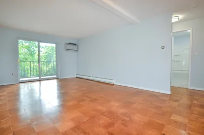 12 Pond Ln #44