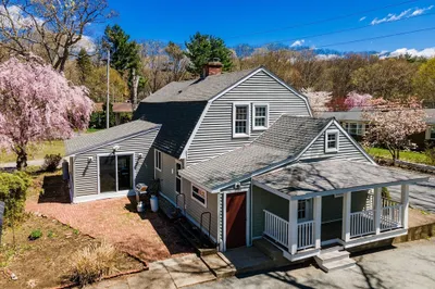 182 Hines Road 1