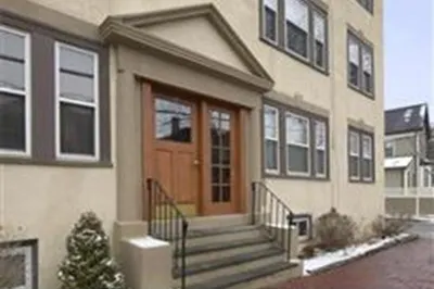 59 Sacramento Street #10