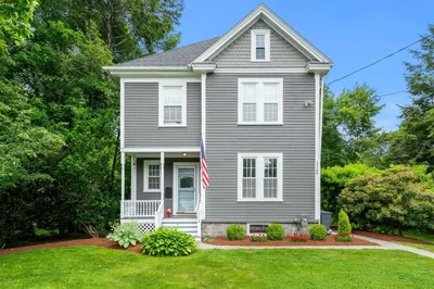 115 Elm St 1