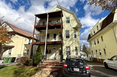 35 Irma Ave #2