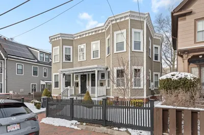 41 Hubbard Ave #41
