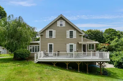 98 Walnut St 1