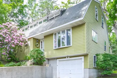 98 Hunnewell Street 1