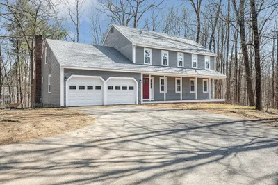 113 Nashua Rd