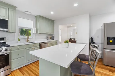 56 Congress Place 1