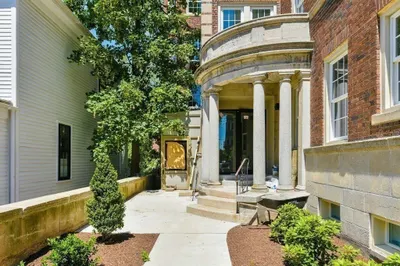 9 Dana St #26 1