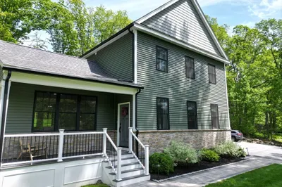 252 Holden St 1