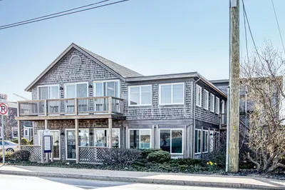 107 Beach Rd #101 1