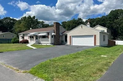 49 Rowley St 1