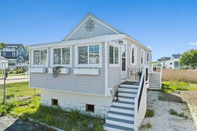 12 Moreland Ave 1