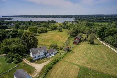 143 Horseneck Road 1