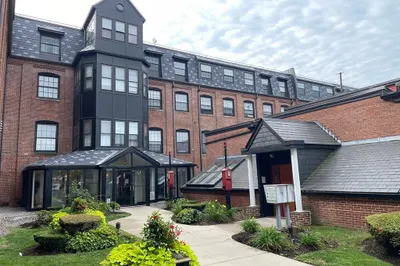 21 Linden St #304