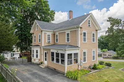 147 Quincy Ave
