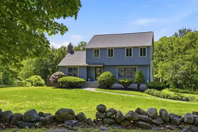 208 Chapman Rd 1