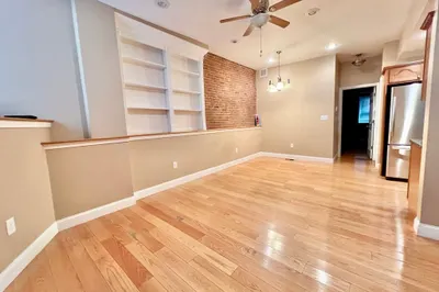 244 North St #1