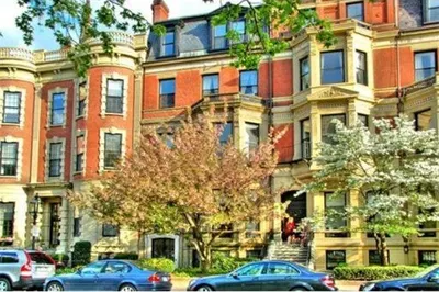 62 Commonwealth Ave #1