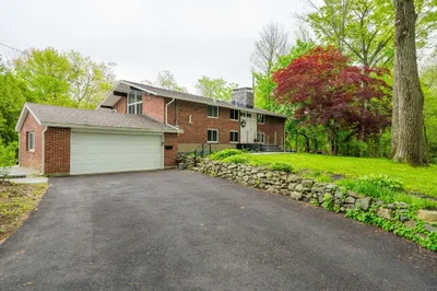 16 Foster Rd