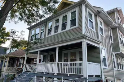 21 Lafayette Rd #21 1