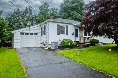 70 Vadnais St