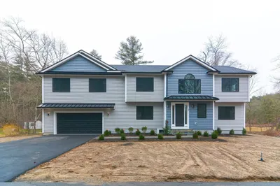 34 Maple St 1