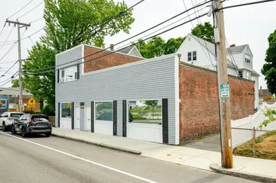 111 Billings Rd 1