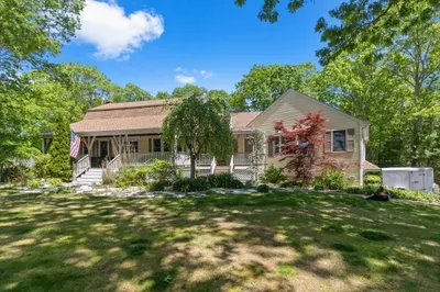 28 White Oak Dr 1