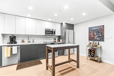 932 Broadway #208 1