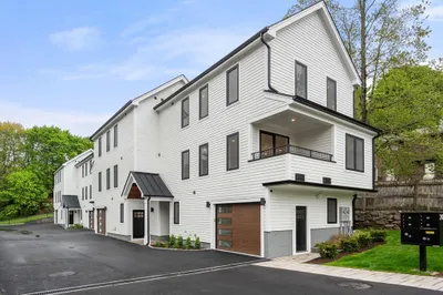 199-201 Copeland St #2